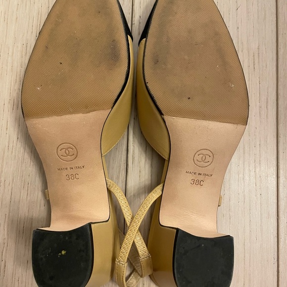 Chanel cap toe slingbacks - Picture 4 of 4